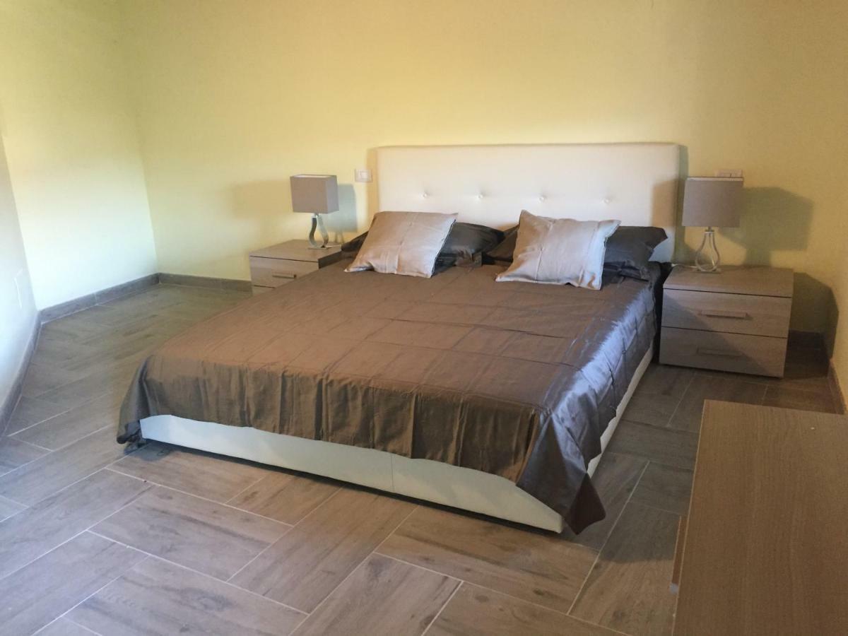 Casa Francesconi Guest House Pietra Rossa ภายนอก รูปภาพ