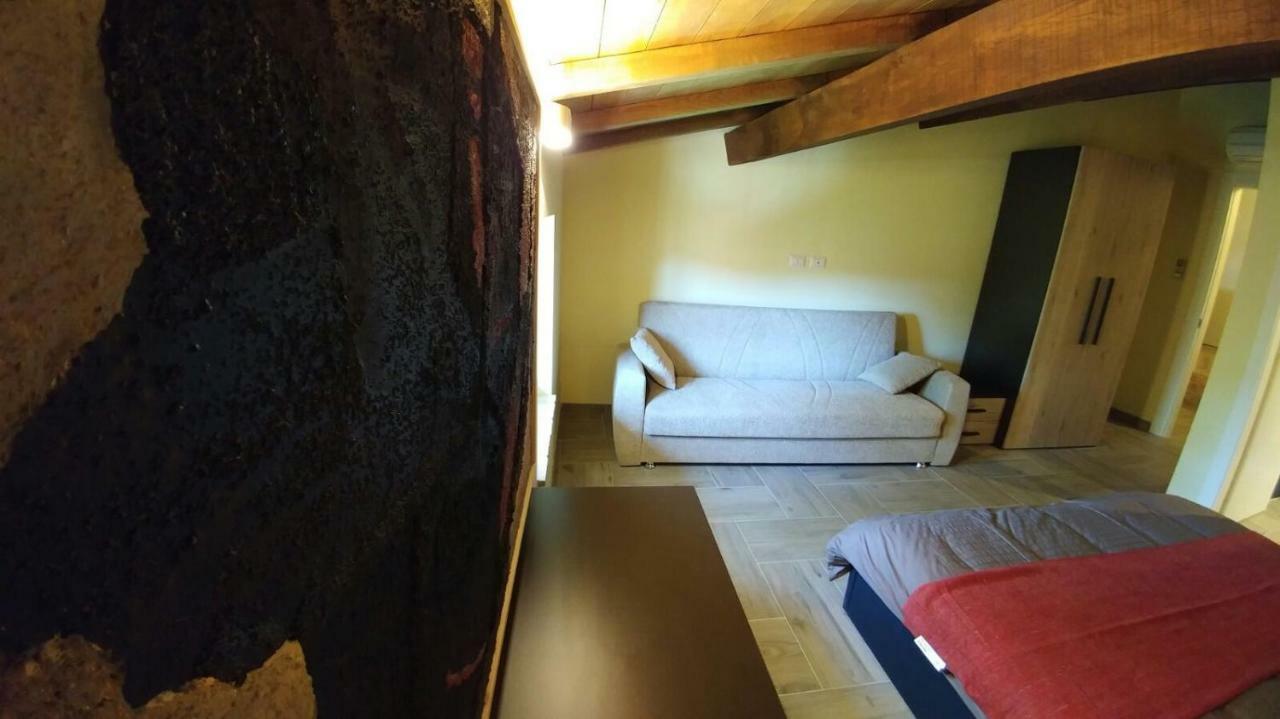 Casa Francesconi Guest House Pietra Rossa ภายนอก รูปภาพ
