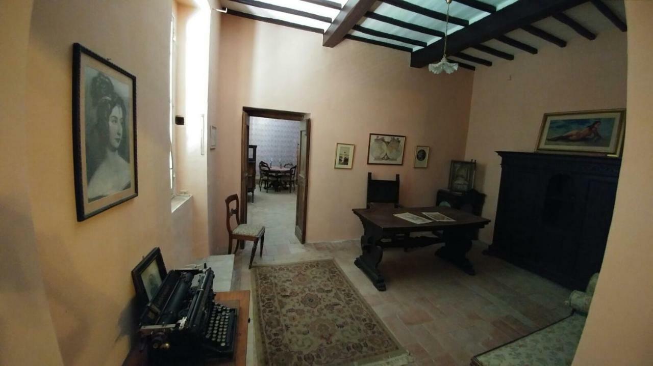 Casa Francesconi Guest House Pietra Rossa ภายนอก รูปภาพ