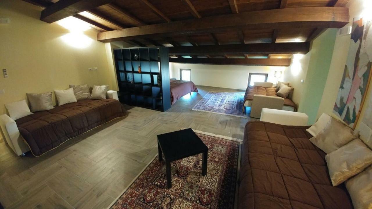 Casa Francesconi Guest House Pietra Rossa ภายนอก รูปภาพ
